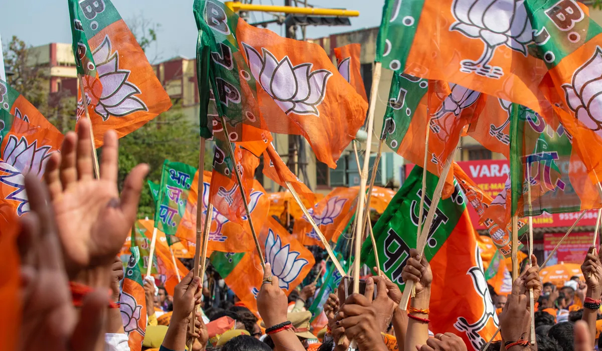 BJP | బీజేపీకి ఎదురుదెబ్బ.. ముగ్గురు ముఖ్య నేతలు రాజీనామా