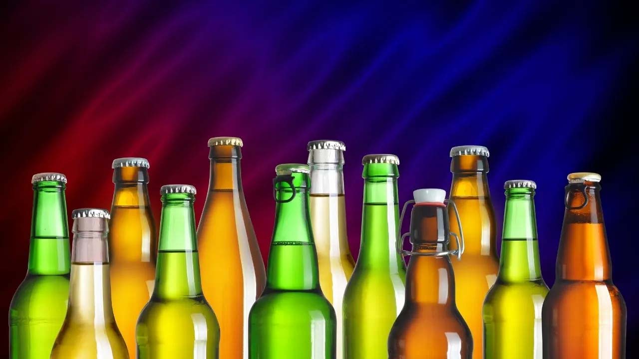 Beer Bottles Color | బీర్‌ బాటిల్స్‌ గ్రీన్‌, బ్రౌన్‌ కలర్‌లోనే ఎందుకు ఉంటాయో తెలుసా..?