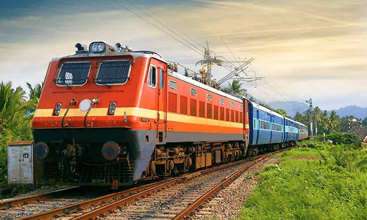Special Trains | దక్షిణ మధ్యరైల్వే శుభవార్త.. విశాఖపట్నం నుంచి చెన్నైకి ప్రత్యేక రైళ్లు..!